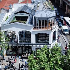 Cette Semaine Gq A Fait Le Tour De La Capitale Pour Vous Denicher 10 Endroits Ou Profiter Du Joli Visite Insolite Paris Restaurant Paris Resto Terrasse Paris