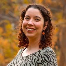 Raquel Sinclair's Instagram, Twitter & Facebook