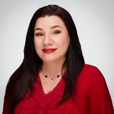 Angela Pontius's Instagram, Twitter & Facebook