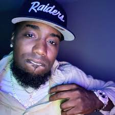 Perfect Pictures- Lochlan Shaw (Original Song)