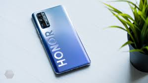Первый взгляд на Honor 30 Pro+ ...