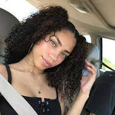60s Curly Hairstyles To The Side Curly Hairstyles Curly Weave Hairstyles Youtube Curly Hairstyles Job Interview Sac Stilleri Dogal Bukleli Sac Kivircik Sac