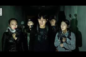 Thousands of popular movies just like hantu rumah sakit jiwa (2018) are ready and waiting for you to watch for free when you join one of the online full movie. Sinopsis Film Gonjiam Haunted Asylum Petualangan Horor Di Rumah Sakit Angker Halaman All Kompas Com