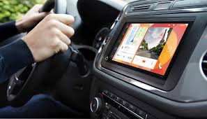 Awesome Gadget Lets You Use Carplay And Android Auto Without Buying A New Car Apple Car Play Carplay Android Auto