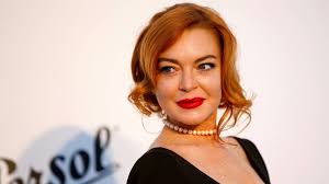 Lindsay lohan meldet sich zurück. Lindsay Lohan Kundigt Musikalisches Comeback An