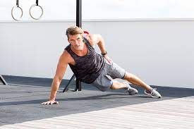 Vor 13 stunden · florian gschwandtner, vielen bekannt als gründer des unternehmens runtastic, das 2015 von adidas übernommen wurde, war erst anfang jänner an … Florian Gschwandtner So Halt Sich Der Ceo Fit