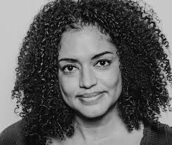 Vanessa Stuart's Instagram, Twitter & Facebook