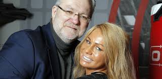 Ex-manager Jake wreekt zich met onthullend boek