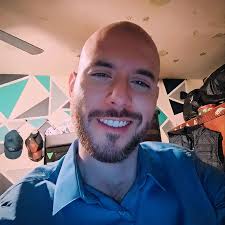 Photo by Allan Coronado (@allancoronadotorres) · April 27, 2020