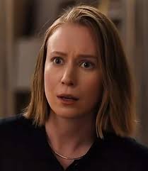 Eva Daniels Knocks Girl Down