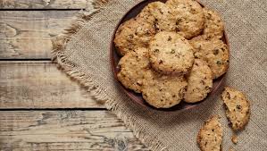 This oatmeal raisin cookie recipe uses rolled oats and is easy by hand, stir in rolled oats and raisins. These Sugar Free Wholewheat Cookies Are Completely Vegan