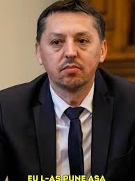 Ministrul Daniel David vrea să facă un plan cadru prin care să rezolve  problemele din învățământ #danieldavid #invatamant #scoala #elevi #manuale  #plancadru #reforma #roffw #stiri #romania