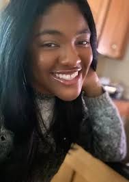 Amanda Cato's Instagram, Twitter & Facebook