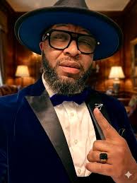 🎓 A big congratulations to our Learn 2 Lead Cohort #6 graduates—and a  heartfelt thank you to Amy Bandalos for guiding them through this journey!  From Myers-Briggs insights to Effective Business Writing