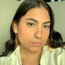 Sara Woolley's Instagram, Twitter & Facebook