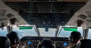 С #airasia8501 похоже очередной человеческий фактор last moments of #airasia8501 :veered left, started to wobble, climbed to 37400 ft in 30 seconds then dropped to 24,000 ft out of radar #cnn. Airasia Flight 8501 Crash Reveals The Dangers Of Putting Machines In The Driver S Seat