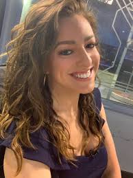 Kellie Mcglynn's Instagram, Twitter & Facebook