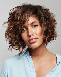 pin von lesley wright auf cabelo legal lockige frisuren frisuren kurze lockige frisuren