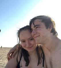 Share a BFF Friendfie!👇🏼