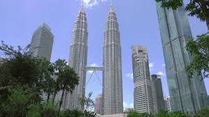 A subreddit for malaysia and all things malaysian. Malaysia Kuala Lumpur February 2017 Day Park Petronas Twin Towers Video By C Ruckzack Stock Footage 195760048