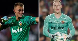 Vk.com/zharashev ● see which ones cillessen used for his teammates! Ter Stegen Vs Cillessen Who S Going To Win The Battle Tribuna Com