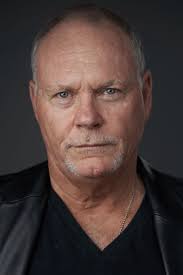 Reparto de Evil Dark (película 2014). Dirigida por Myles Erfurth, Jarrod  Knowles