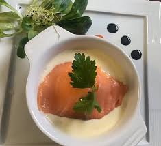 Côté prix, on se situera selon vos choix, options, finitions, matériaux,… entre 4 500€ et 9 000 € pour une cuisine moyenne gamme. Tres Bon Restaurant Avec Un Excellent Rapport Qualite Prix Je Suis Gourmet Et Assez Pointilleux En