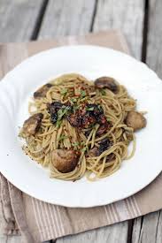 Spaghetti Aglio Olio E Funghi Recipe Italian Pasta Dishes Aglio Olio Pasta Recipes
