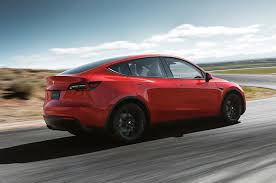 Tesla has reduced the price of the model y starting price below $50,000 and it has updated the performance version. Tesla Model Y Deliveries Begin Ahead Of 2022 Uk Debut Autocar