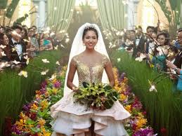 Chu, from a screenplay by peter chiarelli and adele lim, based on the 2013 novel of the same title by kevin kwan. 5 Movies You Ll Love If You Loved Crazy Rich Asians Hashtag Legend