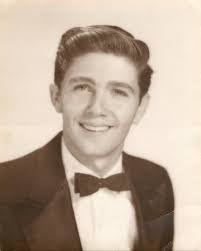 Michael Mickey's Instagram, Twitter & Facebook