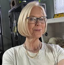 Beth Henshaw Kelly updated her profile picture.