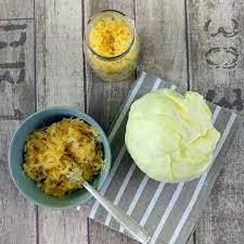 Potrete poi utilizzare i crauti per accompagnare le vostre pietanze autunnali a base di salsicce, cotechino, wurstel: Come Fare I Crauti In Casa Cucina Con Cinzia