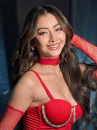 Live in a bit. 11AM at TiktoClock GMA Thanks to my team Makeup: @tin suan  Hairstylist: @alvinflores Assist: @andersonmolina Stylist: ELRafa Fashion  and Portraits Art Studio Skin: Skinstitute MD Hair: SandreaLee Salon