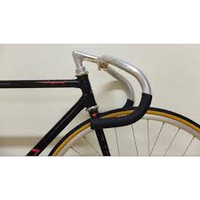 Each 100% cotton roll of tape is 18mm wide x 3m long and two rolls of tape are included in each pack. Champ Yoshida Keirin Grips Sports On Carousell