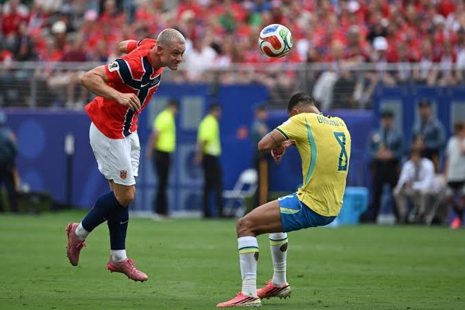 Brasil é eliminado pela Noruega em jogo com pênalti perdido