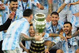The argentina national football team represents argentina in men's international football and is administered by the argentine football association, the governing body for football in argentina. Seleccion Argentina El Recibimiento Al Plantel Campeon De America