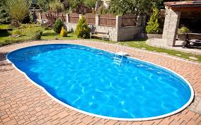Come abbellire piscine fuori terra o seminterrate ecco 20 idee. Costruire Una Piscina Interrata In 5 Semplici Passaggi Preventivofacile It