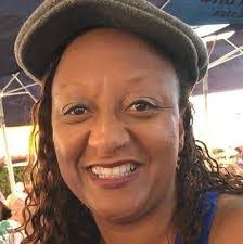 Dee Dodson's Instagram, Twitter & Facebook