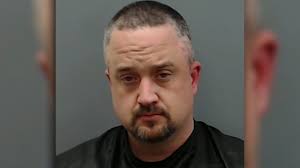 Aaron Slagle's Instagram, Twitter & Facebook