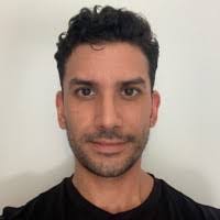 Dan Aring's Instagram, Twitter & Facebook