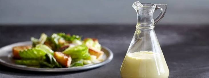 10 aderezos caseros para ensaladas en tu licuadora | Vitamix