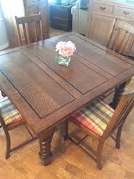 This Exquisite Tiger Oak Pub Table In Excellent Condition Was Crafted In England Around The Y Antique Dining Tables Antique Kitchen Table Oak Dining Room Table