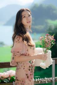 Crashing landing on you stars 'hyun bin and son ye jin' have an interview. Crash Landing On You 2019