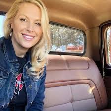 Trisha Shirley's Instagram, Twitter & Facebook