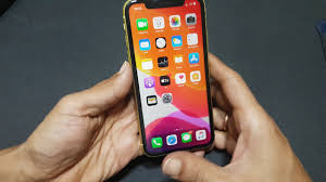 How to turn off iphone 11 or iphone 11 pro from settings menu. Iphone 11 How To Switch Off And Restart Youtube