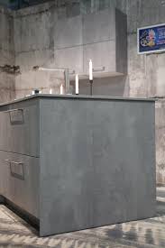 Франція в xix столітті була центром культурного життя всієї європи. Ballerina Designkuche Y Form Kuche Mit Halbinsel Und Wandschrank In Grau Kuechenkaufen Net