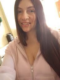 Julie Scanlan's Instagram, Twitter & Facebook