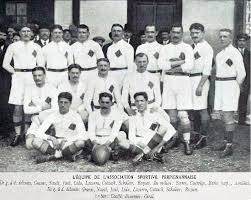 Équipe de france de rugby à xv) represents france in men's international rugby union and it is administered by the french rugby federation. Datei L Equipe De Perpignan En Finale Du Championnat De France De Rugby 1914 Jpg Wikipedia