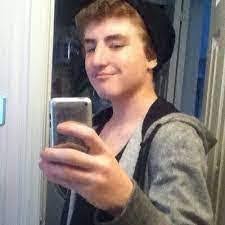 Craig Hyer's Instagram, Twitter & Facebook